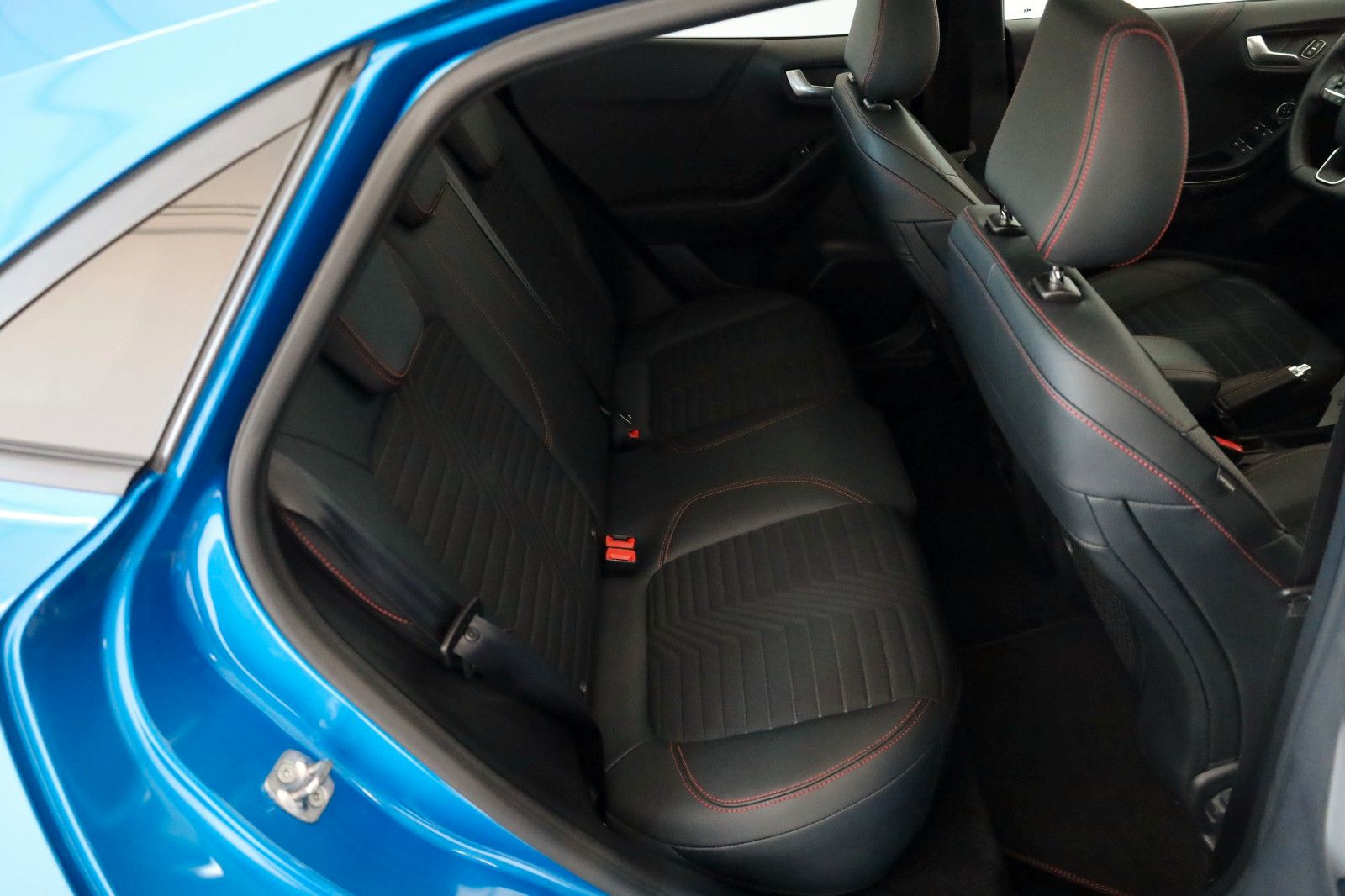 Fahrzeugabbildung Ford Puma ST-Line X Leder,Navi,LED,PanDach,Kamera,ACC