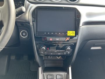 Fotografie 12 des Suzuki Vitara 1.4 BOOSTERJET 6 AT Comfort LED Navi