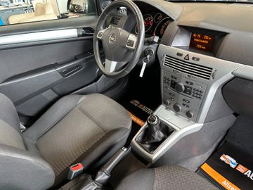 MYAUTOCENTER – Gebraucht- und Jahreswagen mit Werkstattservice in Pfaffenhofen Opel Astra H Lim. Edition *TEMPO*KLIMA*1-HAND*