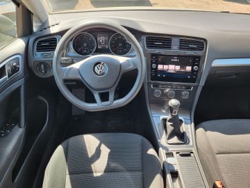 Volkswagen Golf - 7