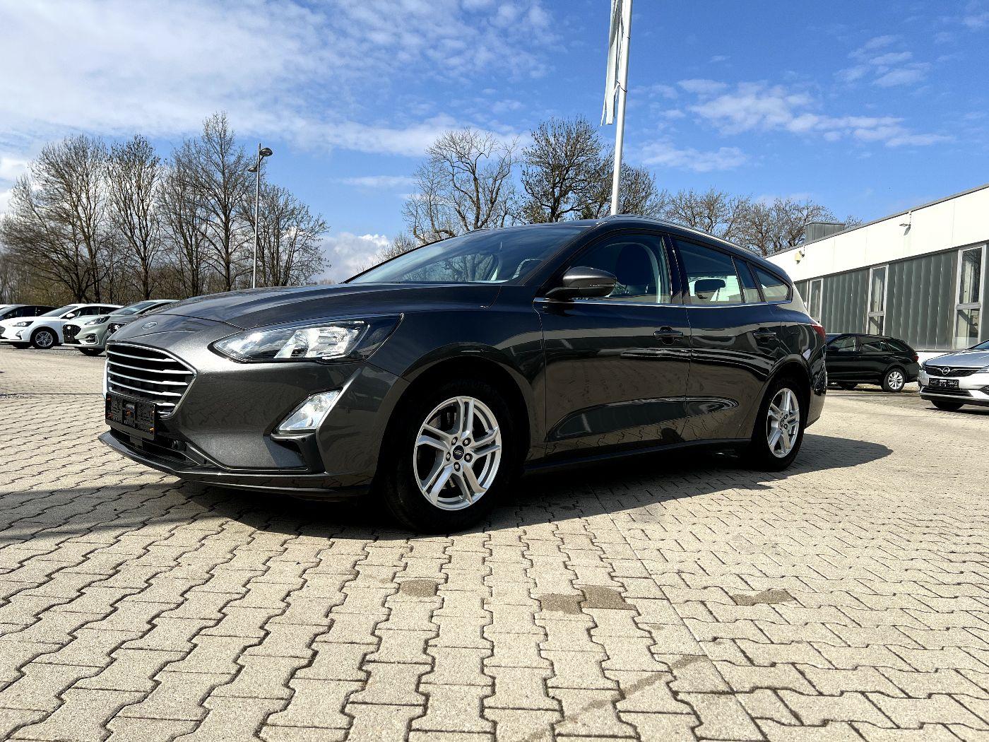 Ford Focus Turnier 1.5 EcoBlue Cool & Connect LED Nav