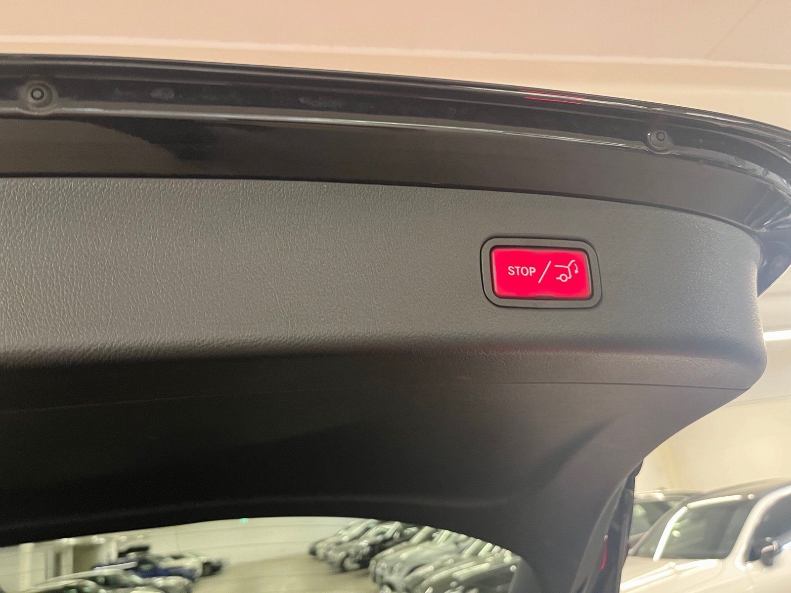 Fahrzeugabbildung Mercedes-Benz GLC 200 4M AMG*AHK*360°*Distronic*Night*LED*Memo