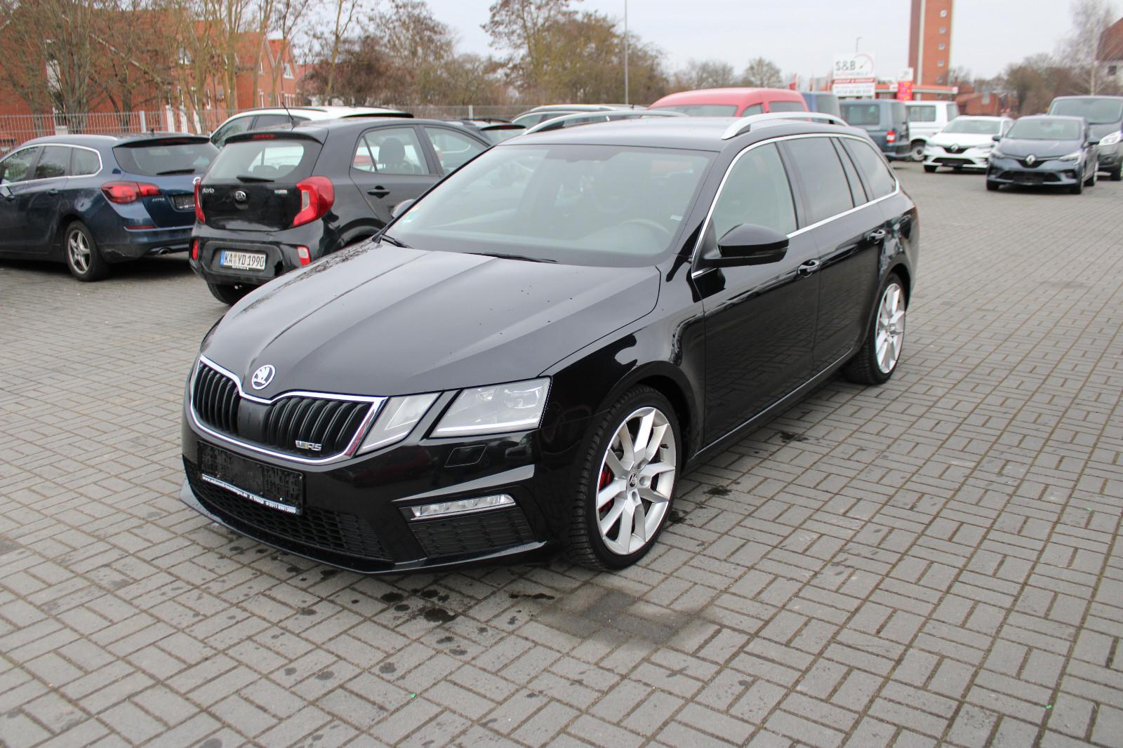 Skoda Octavia Combi RS Auto. Xenon Navi PDC