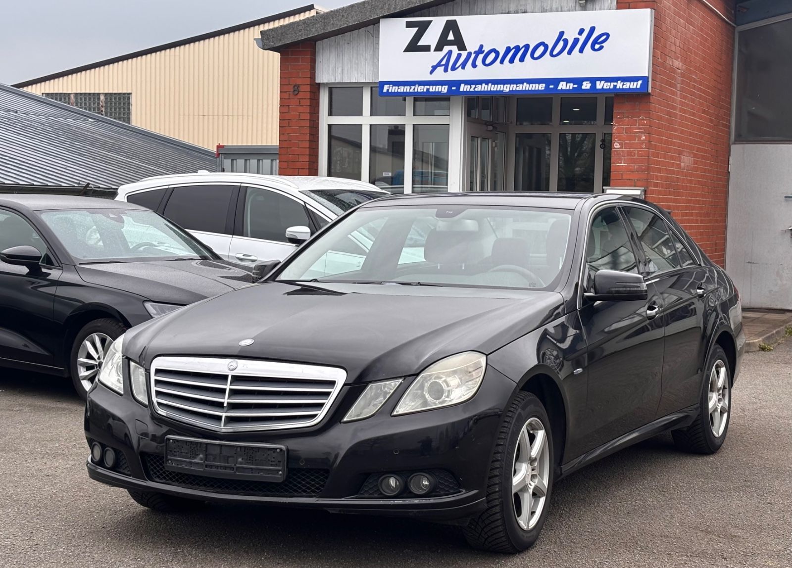 Mercedes-Benz E 220 CDI BlueEfficiency*TEMPOMAT*SHZ*PDC*EURO5