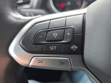 Volkswagen Tiguan Life 4Motion*LED*AHK*PDC*SHZ*ACC*DAB*