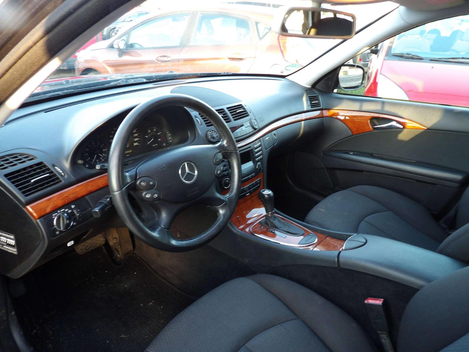 Mercedes-Benz E280 2007 — photo 9