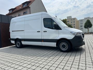 Mercedes Sprinter - 2