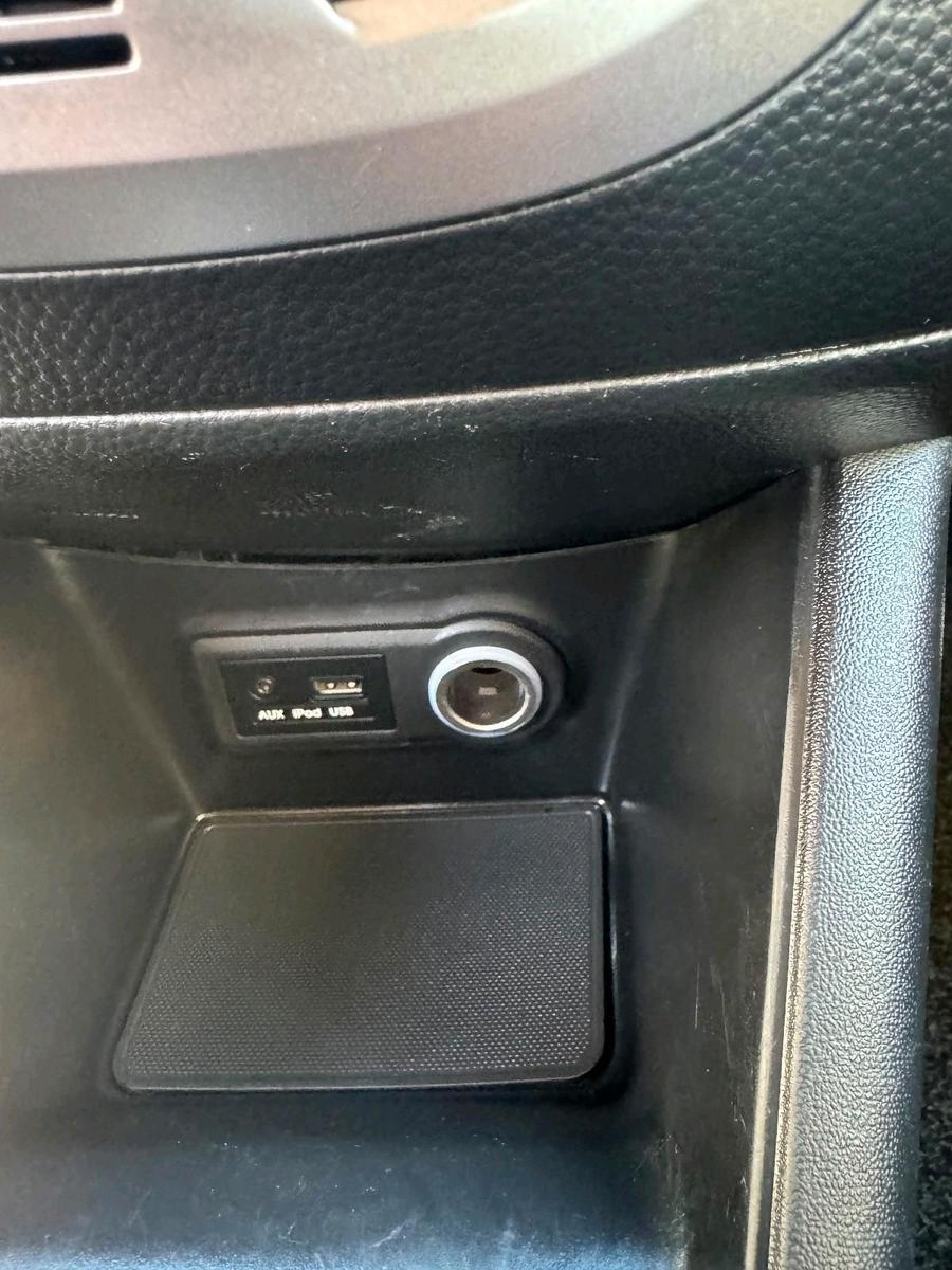 Hyundai ix20 2015 — photo 12