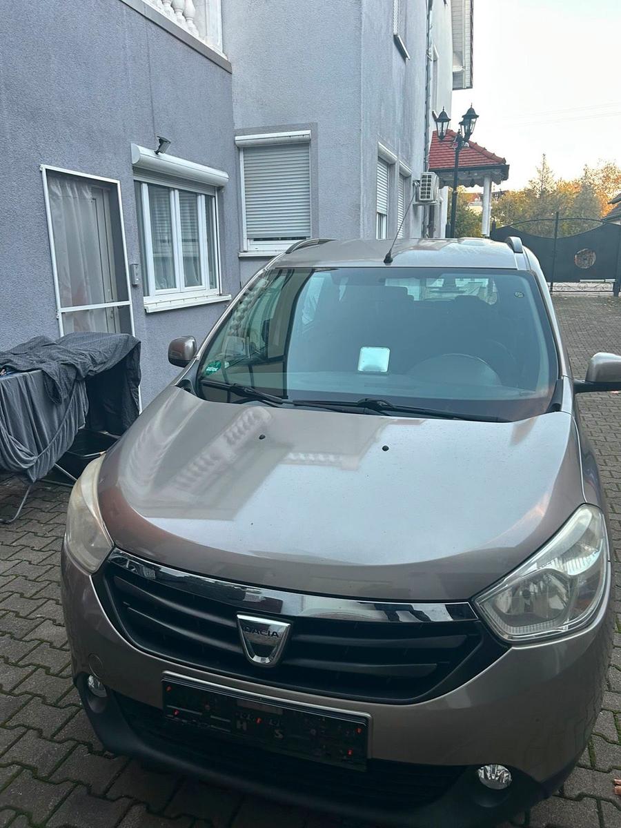 Dacia Lodgy