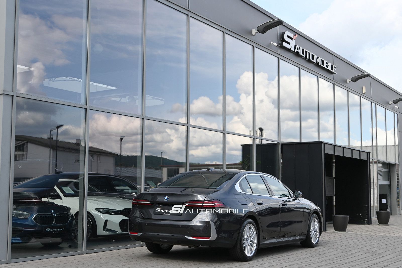 Fahrzeugabbildung BMW 530e Aut. UVP 86.049€°ACC°PANO°MERINO+BELÜF°360°
