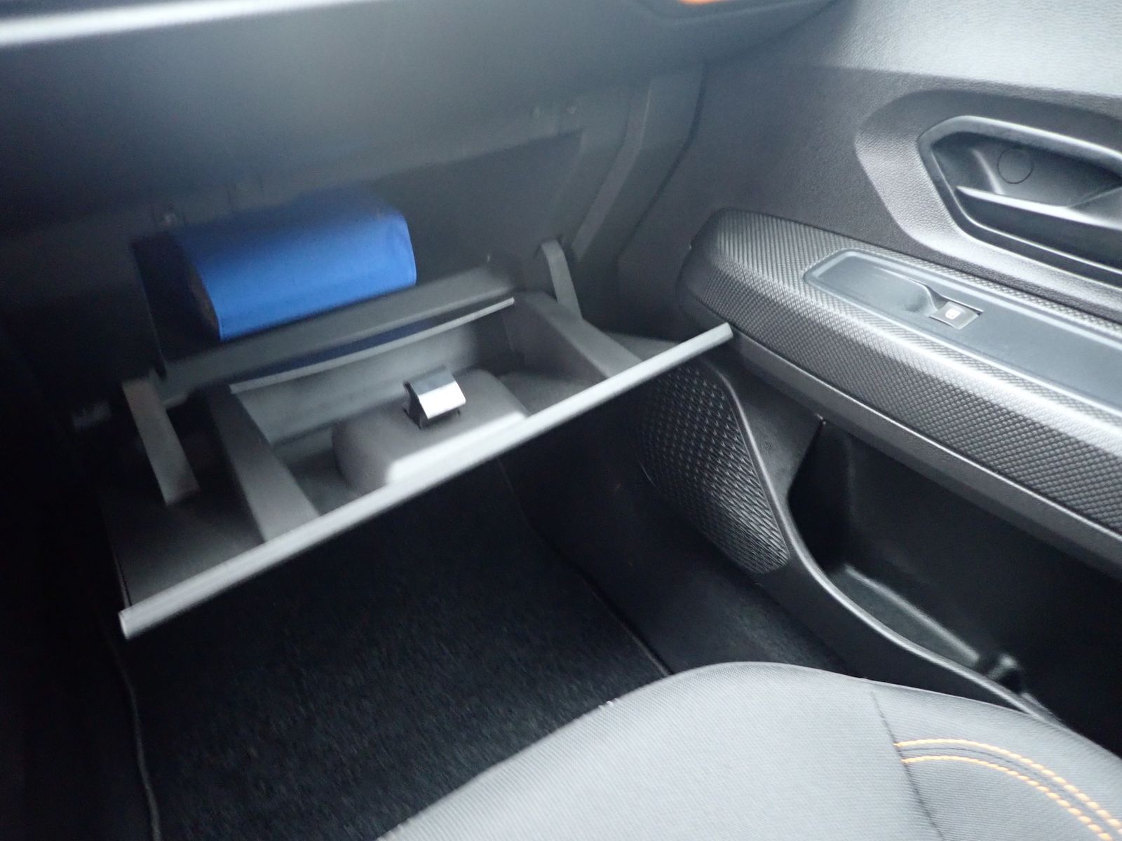 Fahrzeugabbildung Dacia Sandero III Stepway Essential TCe 90