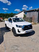 Toyota hilux 2,8l Executiv 1 ,5 kabine - : Pickup, Kabine