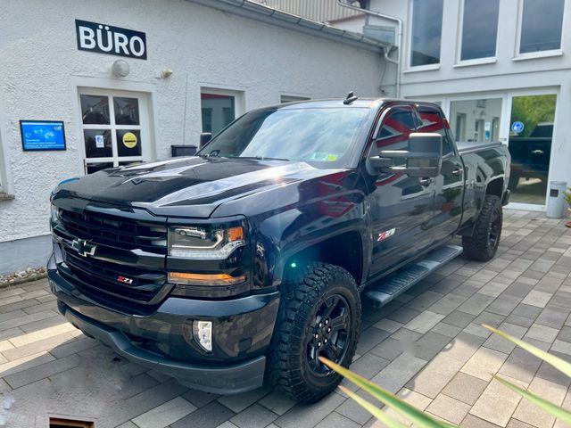 Chevrolet Silverado Z71 4x4 V8 1500 LTZ