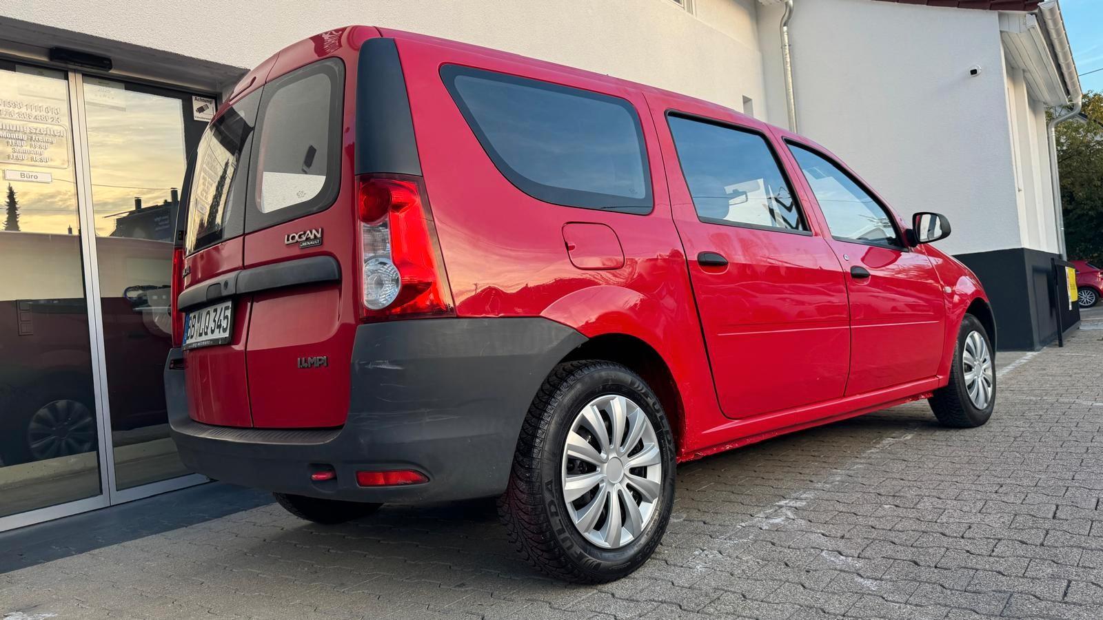 Dacia Logan 2010 — rear view