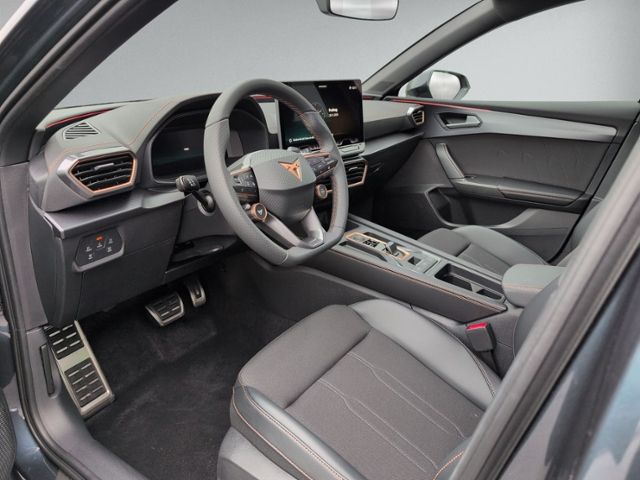 Leon ST 2.0 TSI DSG 4Drive AHK+LED+NAVI+RFK+ACC+