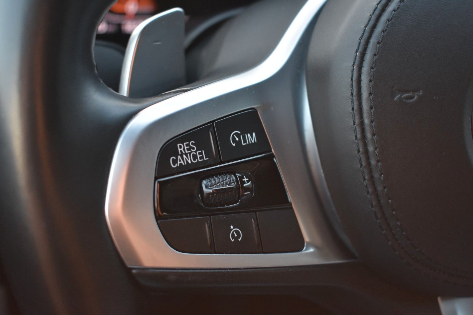 Fahrzeugabbildung BMW 520d Touring xDrive M Sport AHK/LED/KAMERA/TEMP.