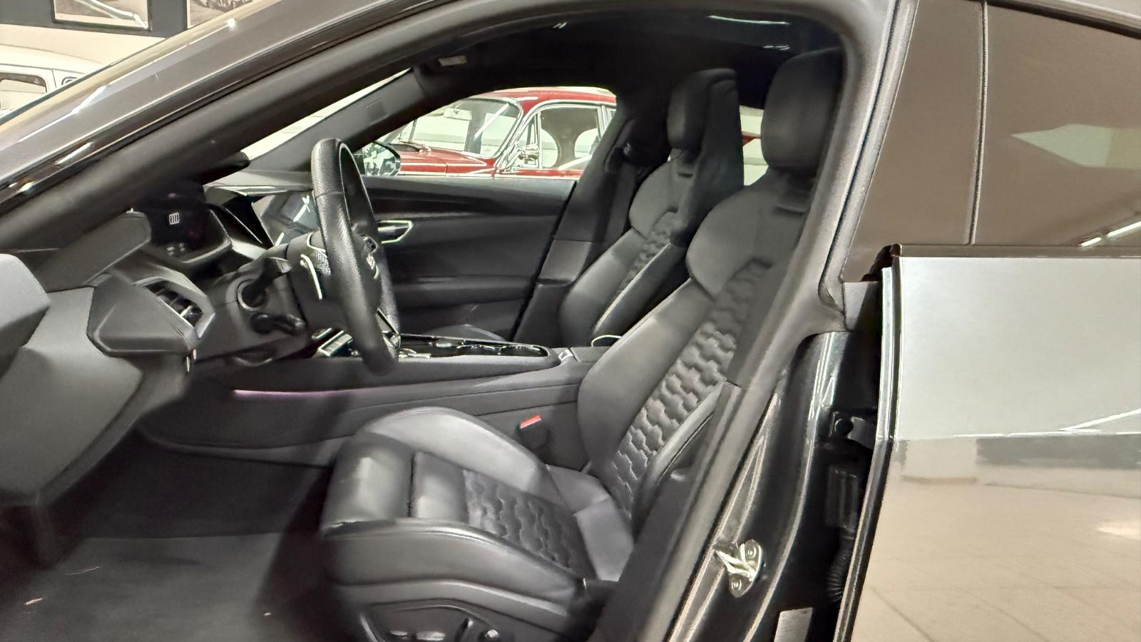 Audi e-tron GT*Laser*Carbon*21 Zoll*Dynamic*Carbon