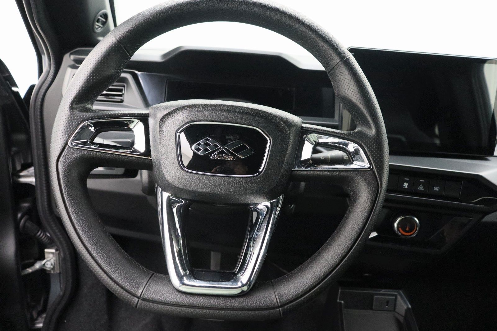Fahrzeugabbildung Ligier JS50 Revo-D Elite *Fahren ab 15* SERVO