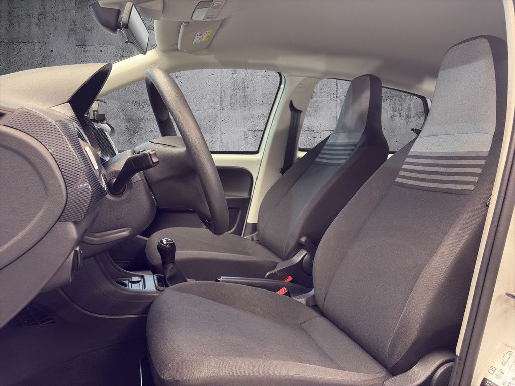 Volkswagen up! - Bild 8
