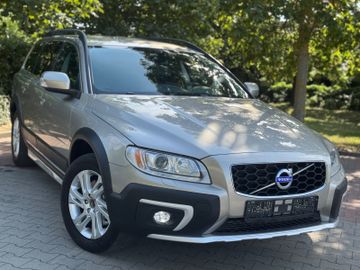 Volvo XC70 - 8