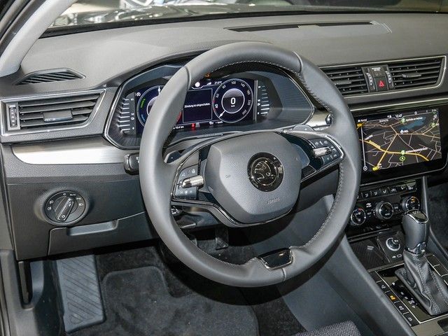 Superb Combi 1.4 iV Style DSG NAVI+MATRIX+AHK