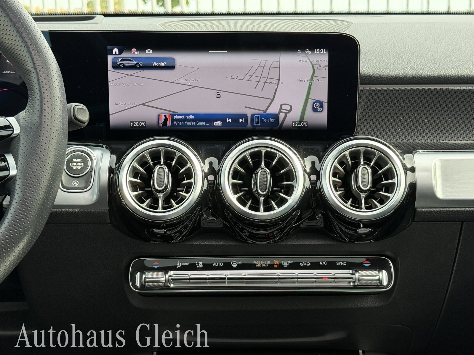Fahrzeugabbildung Mercedes-Benz GLB 250 4Matic AMG Line (EURO 6e) Navi/Pano.-Dac