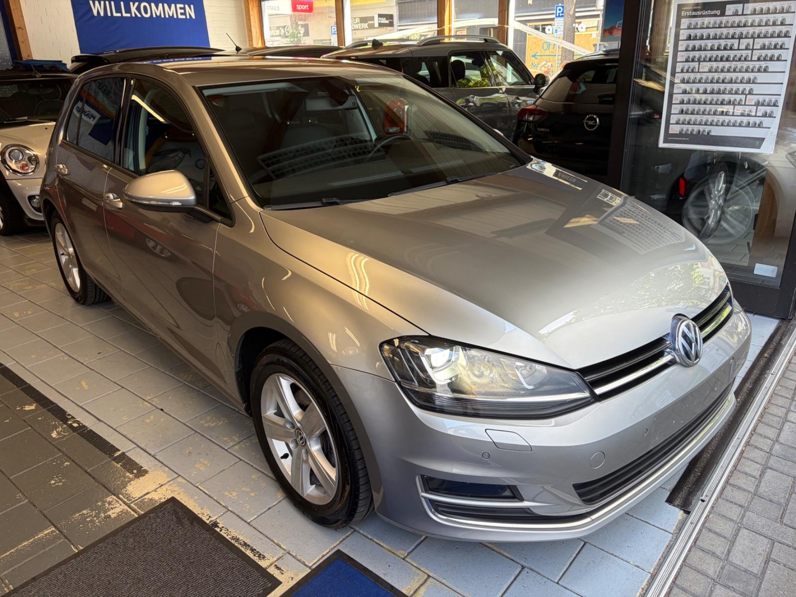 Volkswagen Golf VII Lim. Highline 1.4TSI Bi-XEN/NAV/PARK/WR