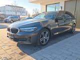 BMW 530 d Touring*LED*LiveCockProf*AHK*Kamera*Leder - BMW 530: Kombi, 530d