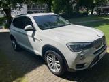 BMW - X3 xDrive20d - xLine - BMW iX3: Automatik