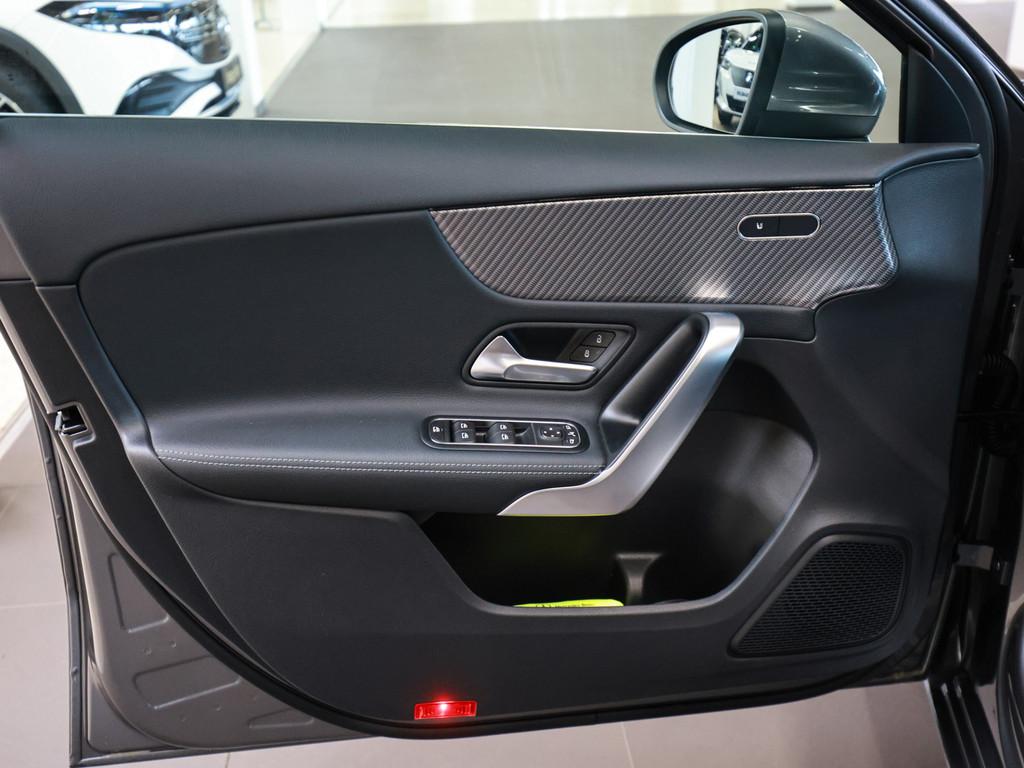 Mercedes-Benz A 250 4M Progressive Line AHK LED Kamera Spurh.-