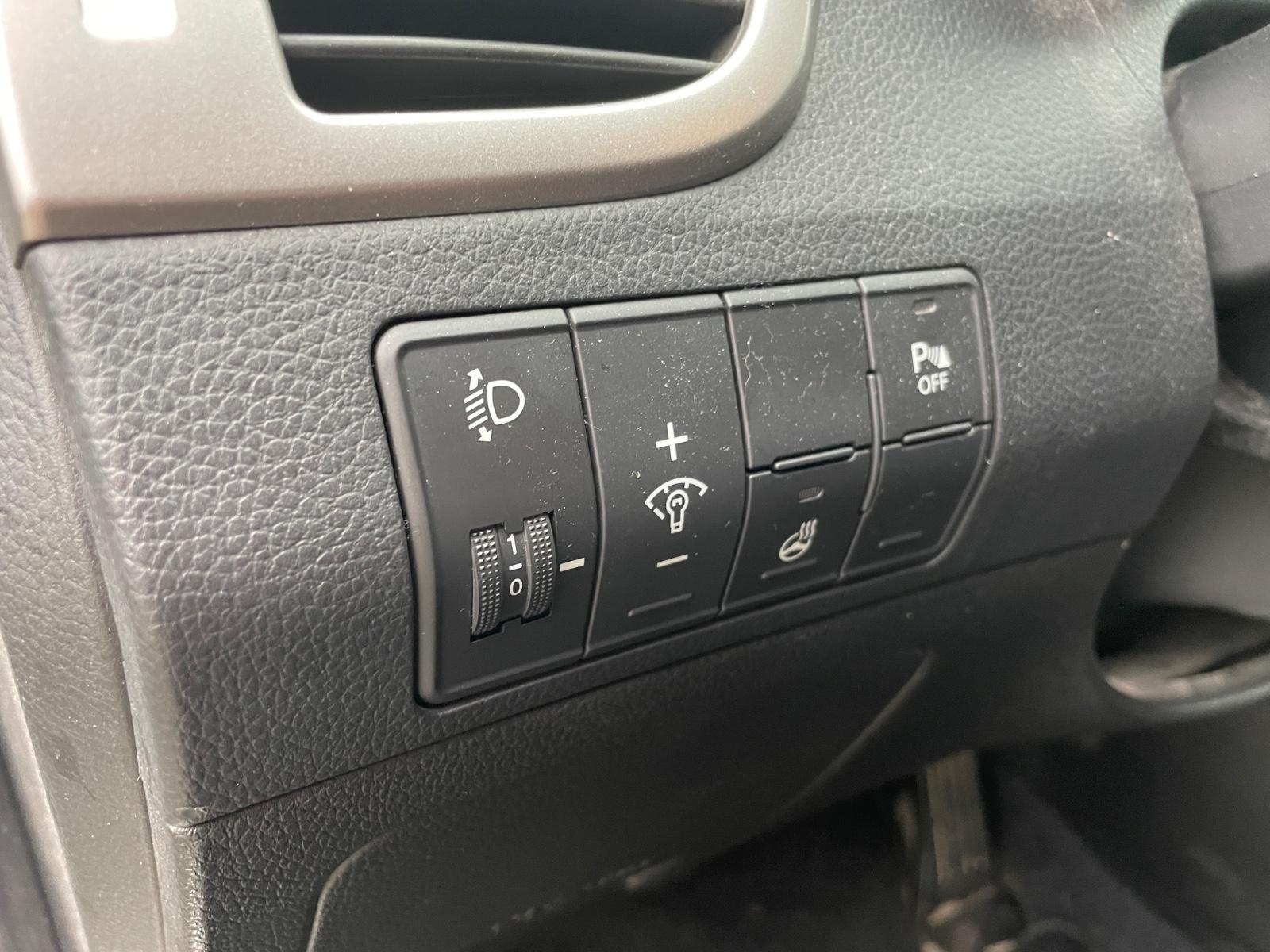 Hyundai i30 2015 — photo 11