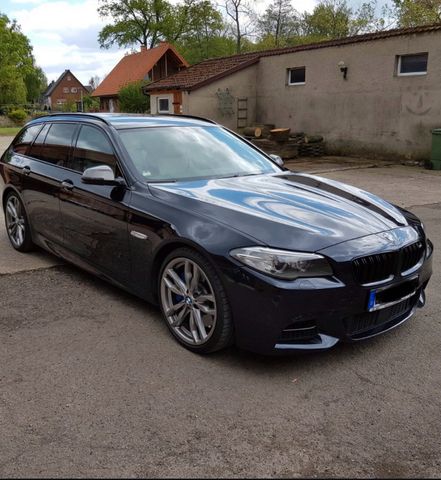 BMW M550d xDrive Touring A M 