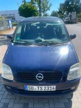 Opel Agila 1.2 - - Opel Agila in Köln