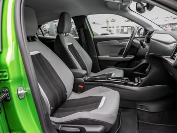 Opel Mokka e Elegance Kamera Fahrerassistenz-Paket