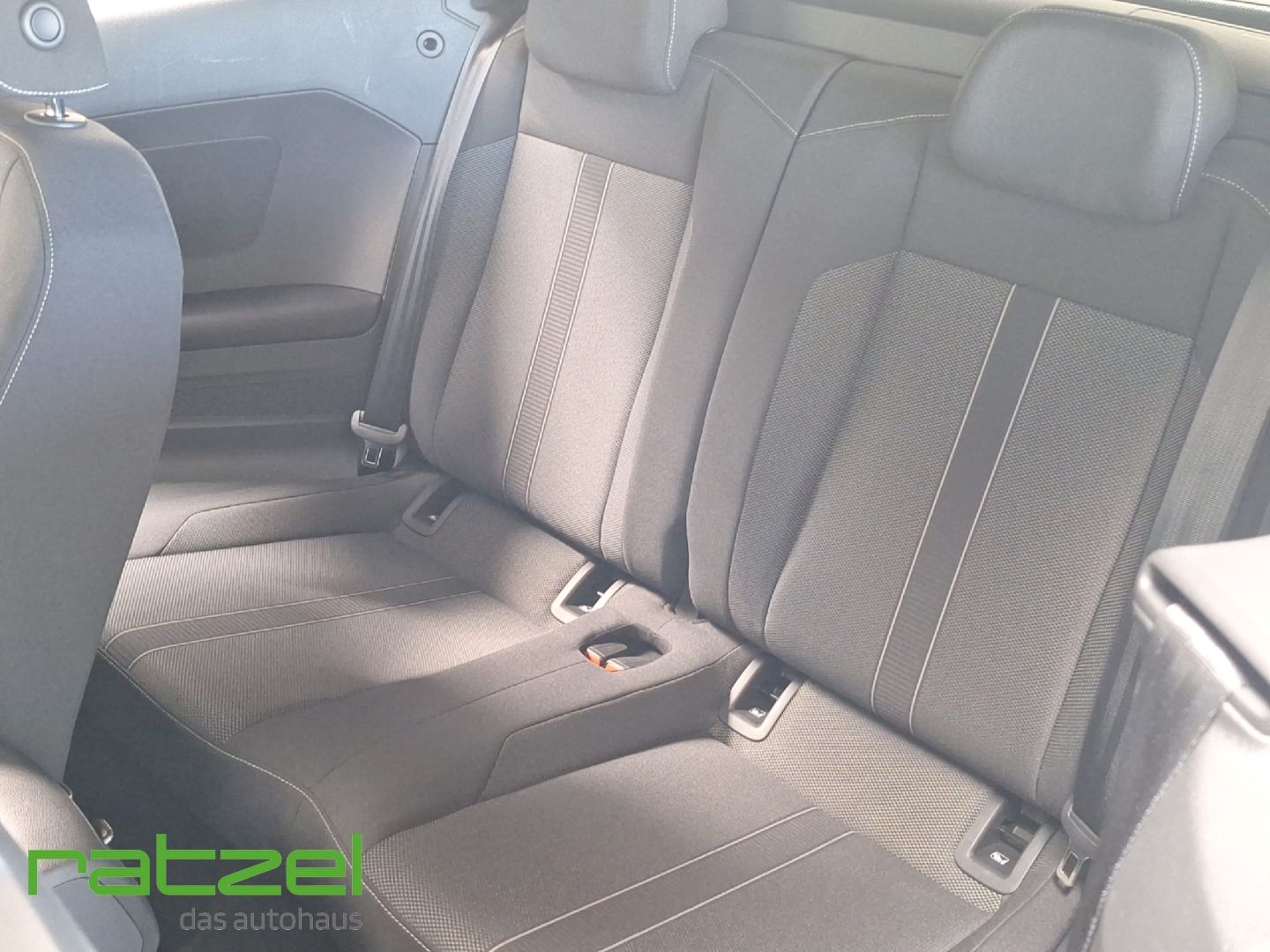 Fahrzeugabbildung Volkswagen T-Roc Cabriolet Style 1.0 TSI LED ACC App Connec