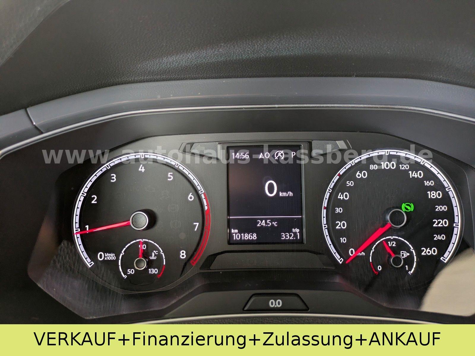 Volkswagen T-Roc 1.5 TSI Sport NAVI AHZV