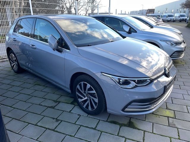 Volkswagen Golf VIII Style eHybrid 1.4 StandHZG Navi digita imagem 3