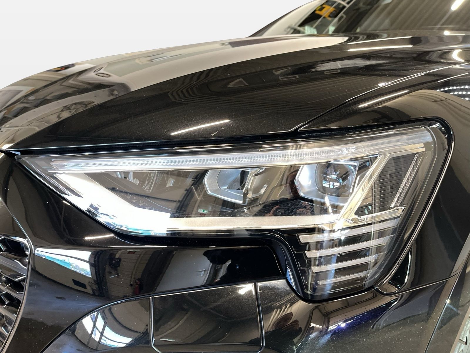 Audi Q8 e-tron - Bild 12