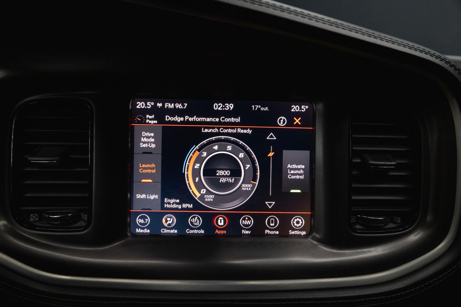 Fahrzeugabbildung Dodge Charger 5.7 V8 HEMI R/T Night-Paket Performance