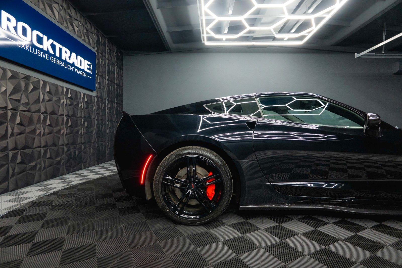 Fahrzeugabbildung Corvette C7 6.2 V8 Stingray Z06-Design Targa Performance