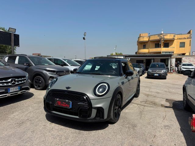 MINI Cooper 1.5 Cooper JCW 5 porte Automatico imagem 3