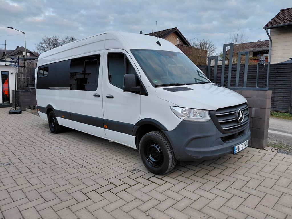 Image of Mercedes-Benz Sprinter