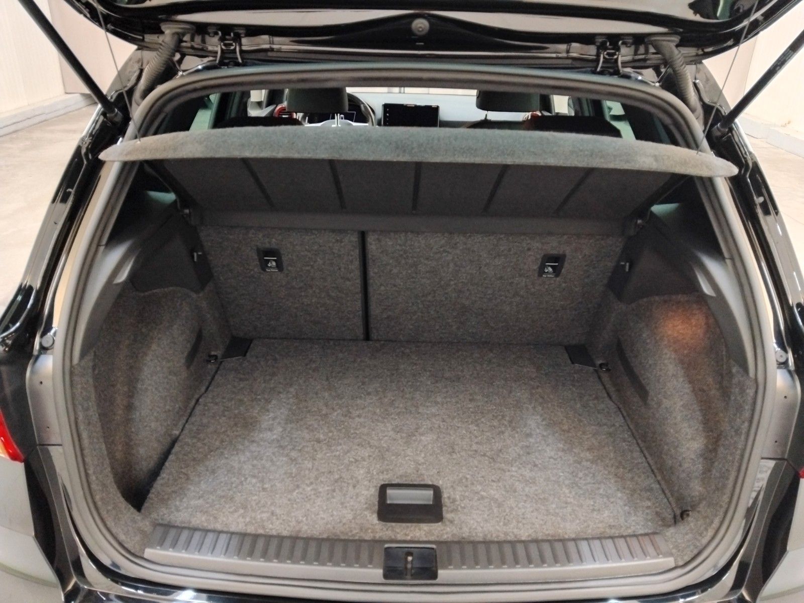 Seat Arona (06/2024, Benzin)