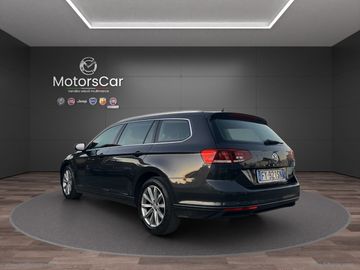 Volkswagen Passat - 5