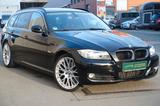 BMW Touring 325d 3.0l*LCI*AUTOMATIK*NAVI*PDC*AHK*SHZ - BMW 325 aus 2010: 325d