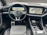 Volkswagen Touareg 3.0 V6 TDI 4M R-Line*Mega-Ausstattung* - Volkswagen Touareg in Mannheim
