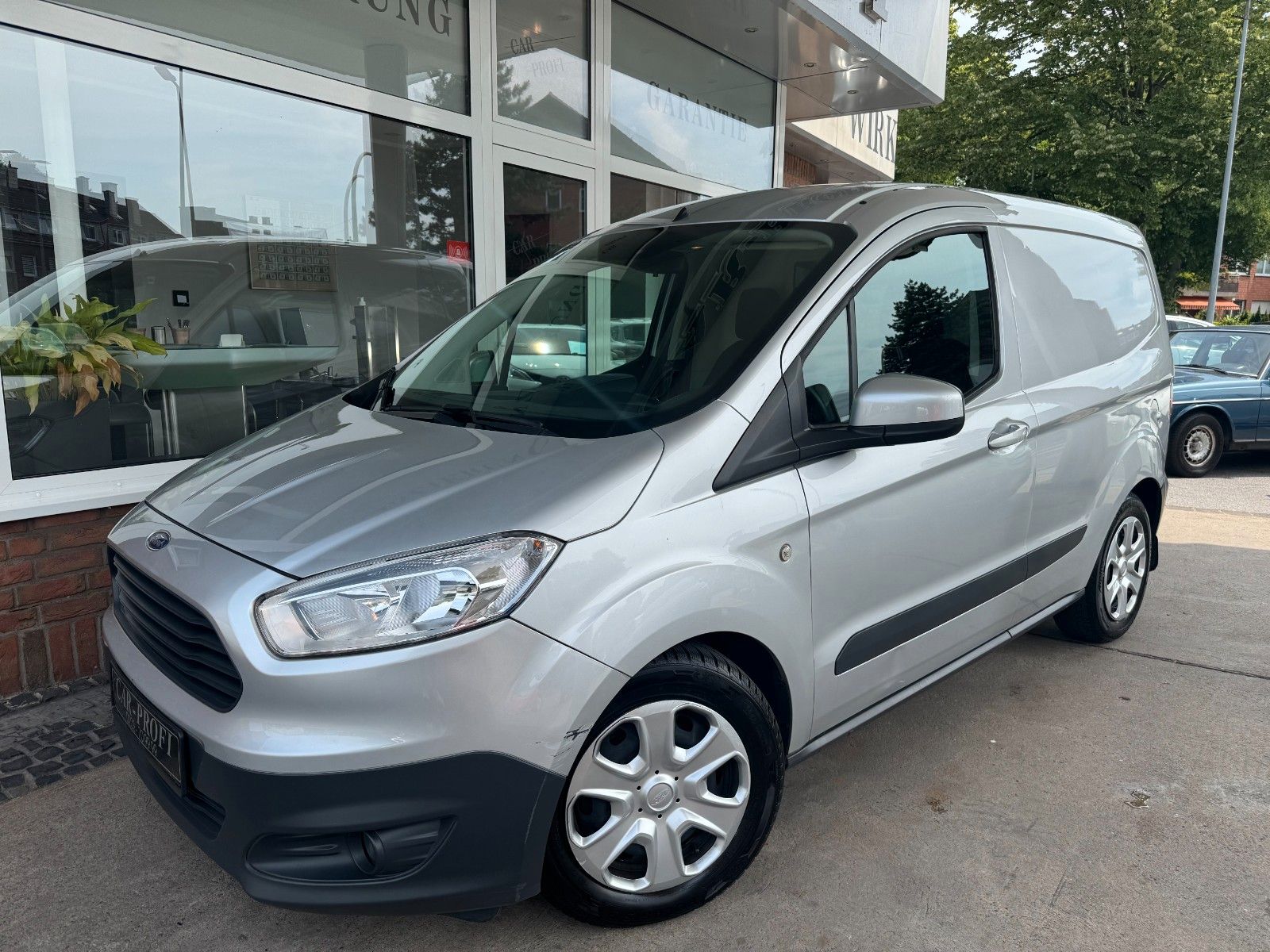 Fahrzeugabbildung Ford Transit Courier Trend Klima/PDC/1.Hd/erst 79 Tk