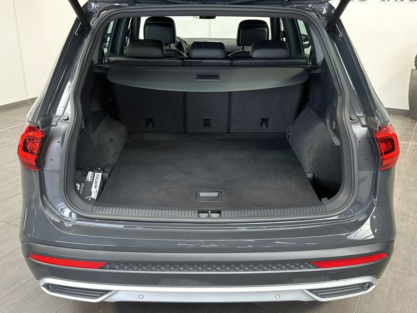 Fahrzeugabbildung SEAT Tarraco 2.0 TSI DSG Xcellence 4D LED+AHK+BEATS