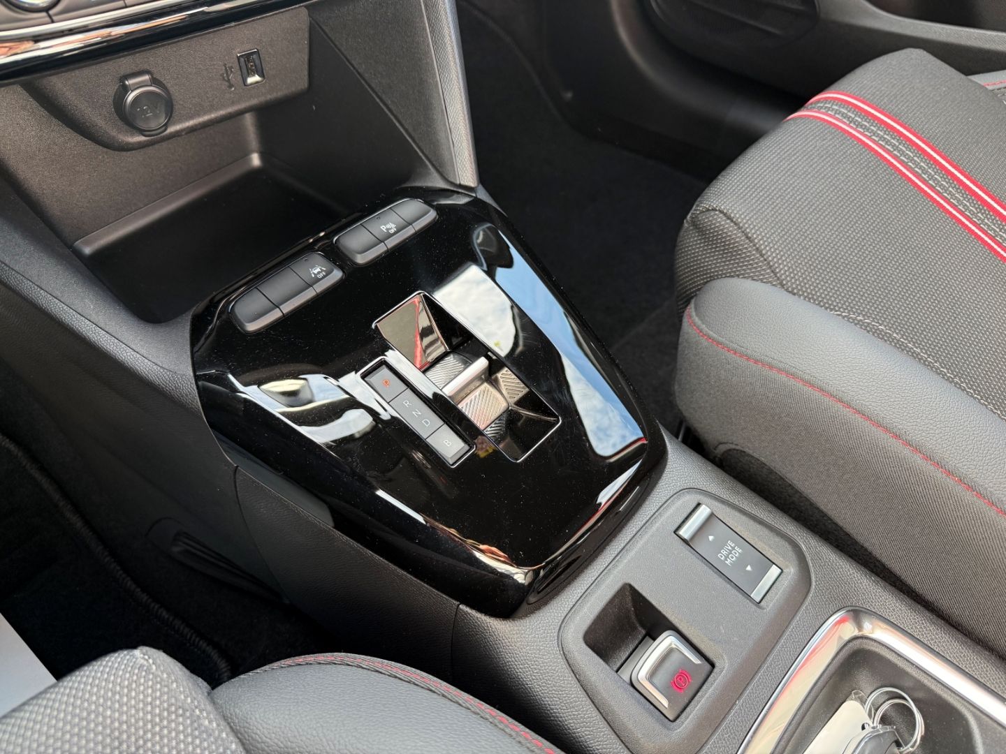 Fahrzeugabbildung Opel Corsa-e F GS Line SHZ+LHZ+Kamera