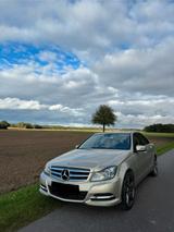 Mercedes-Benz C 220 CDI W204 Elegance - Mercedes-Benz C 220: Elegance